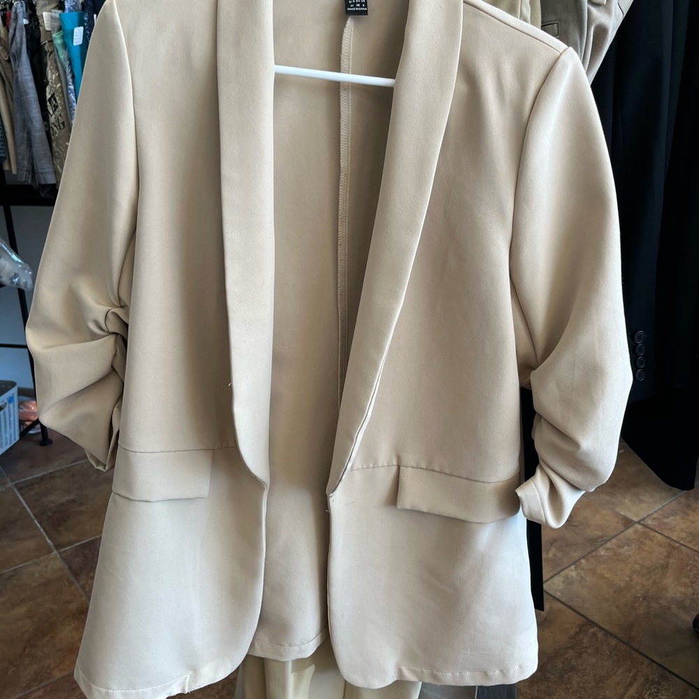 SHEIN Light Tan Jacket